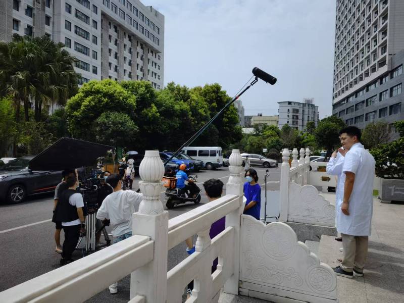 嘉峪广告片拍摄公司低成本实现高规格制作的诀窍